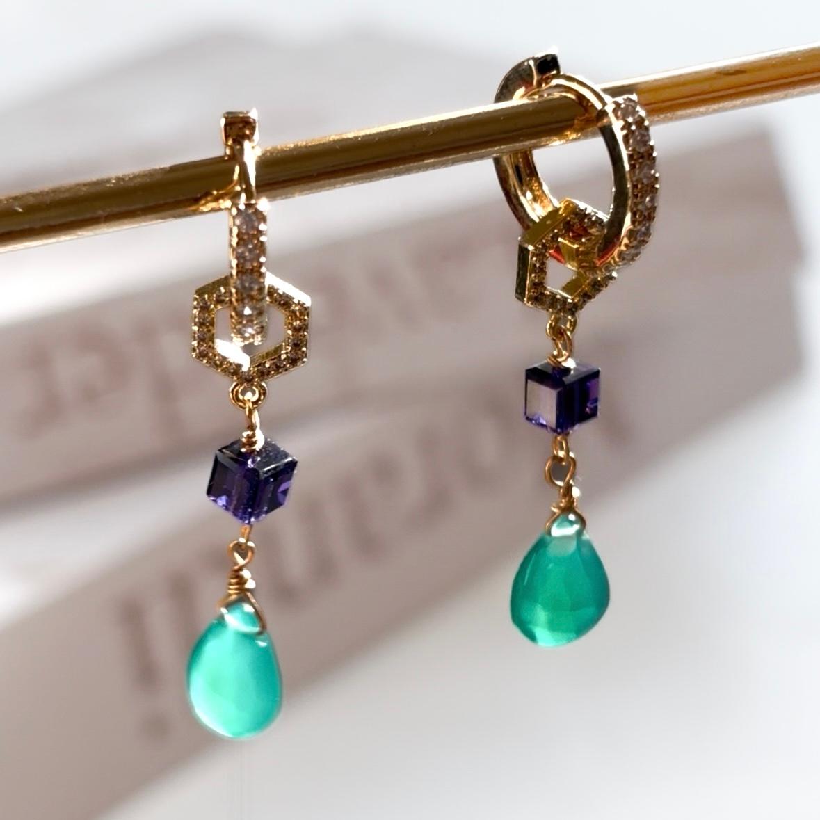 【Holiday collection charm】グリーン×深い藍色チャーム　ピアス＊イヤーカフ用1枚目の画像