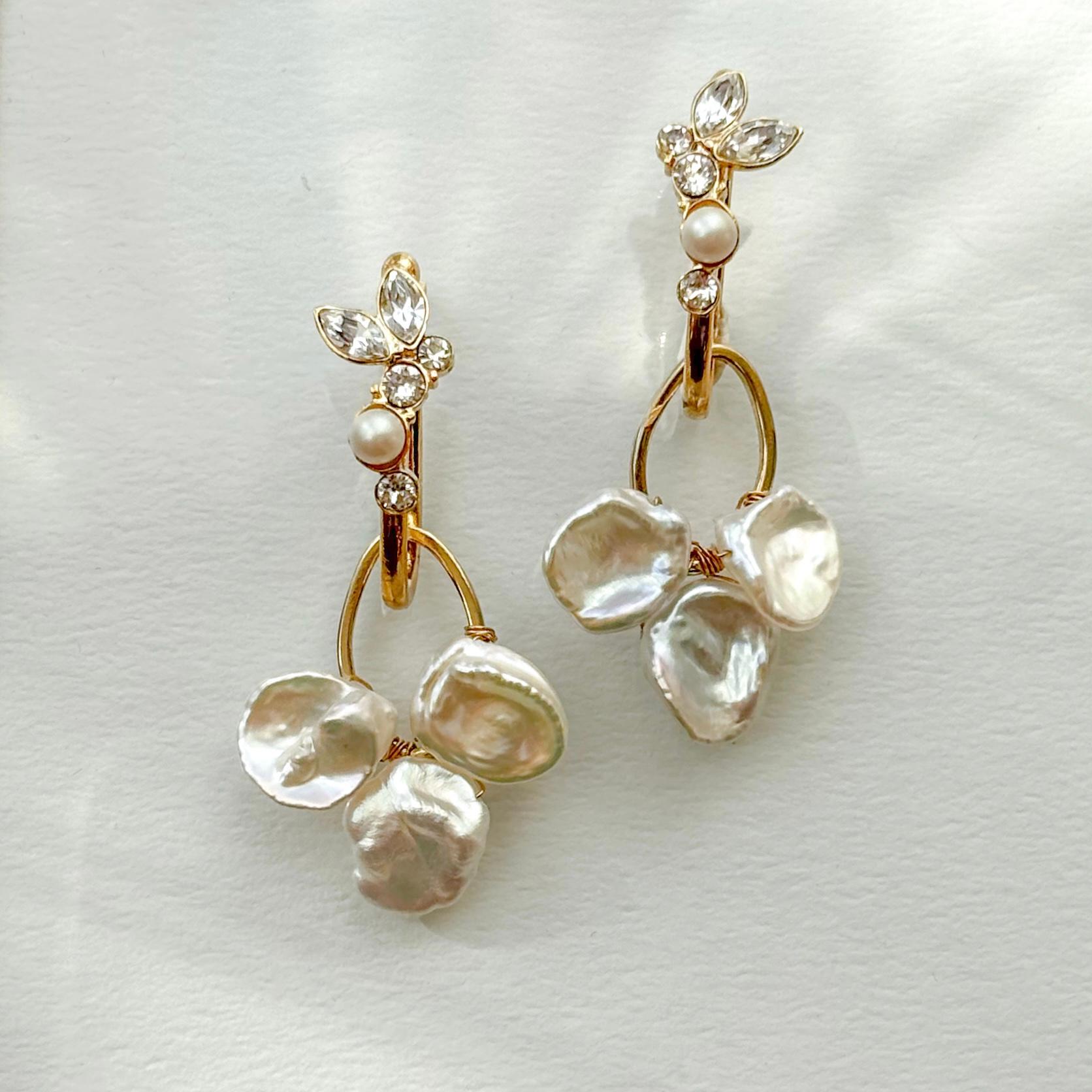 花びら淡水パールのフラワーチャーム |花びらパールアクセサリー|イヤーカフ・フープピアス用 | 4枚目