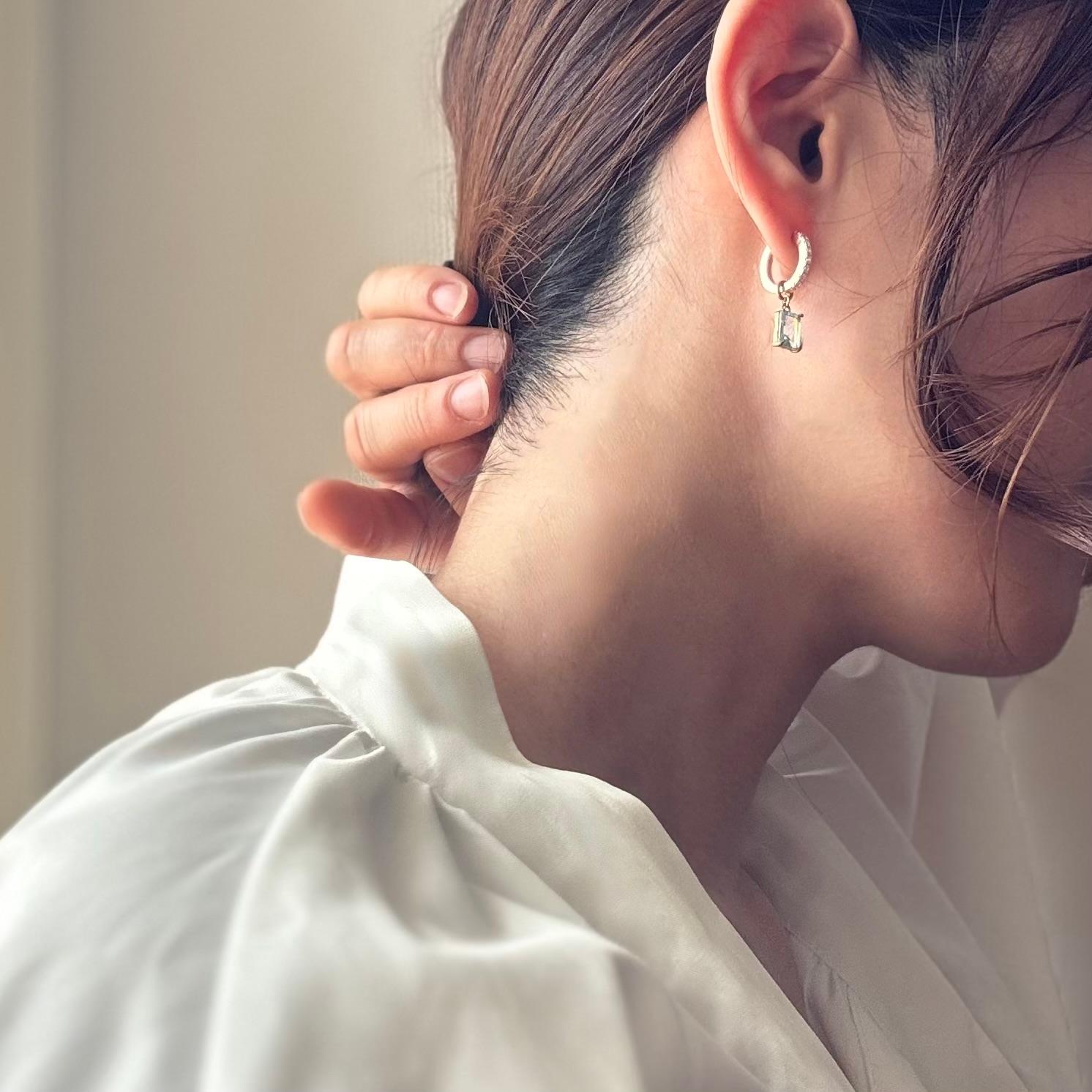 ◆3.6カラット涼しげスカイブルートパーズチャーム フープピアスorイヤーカフ | 4枚目