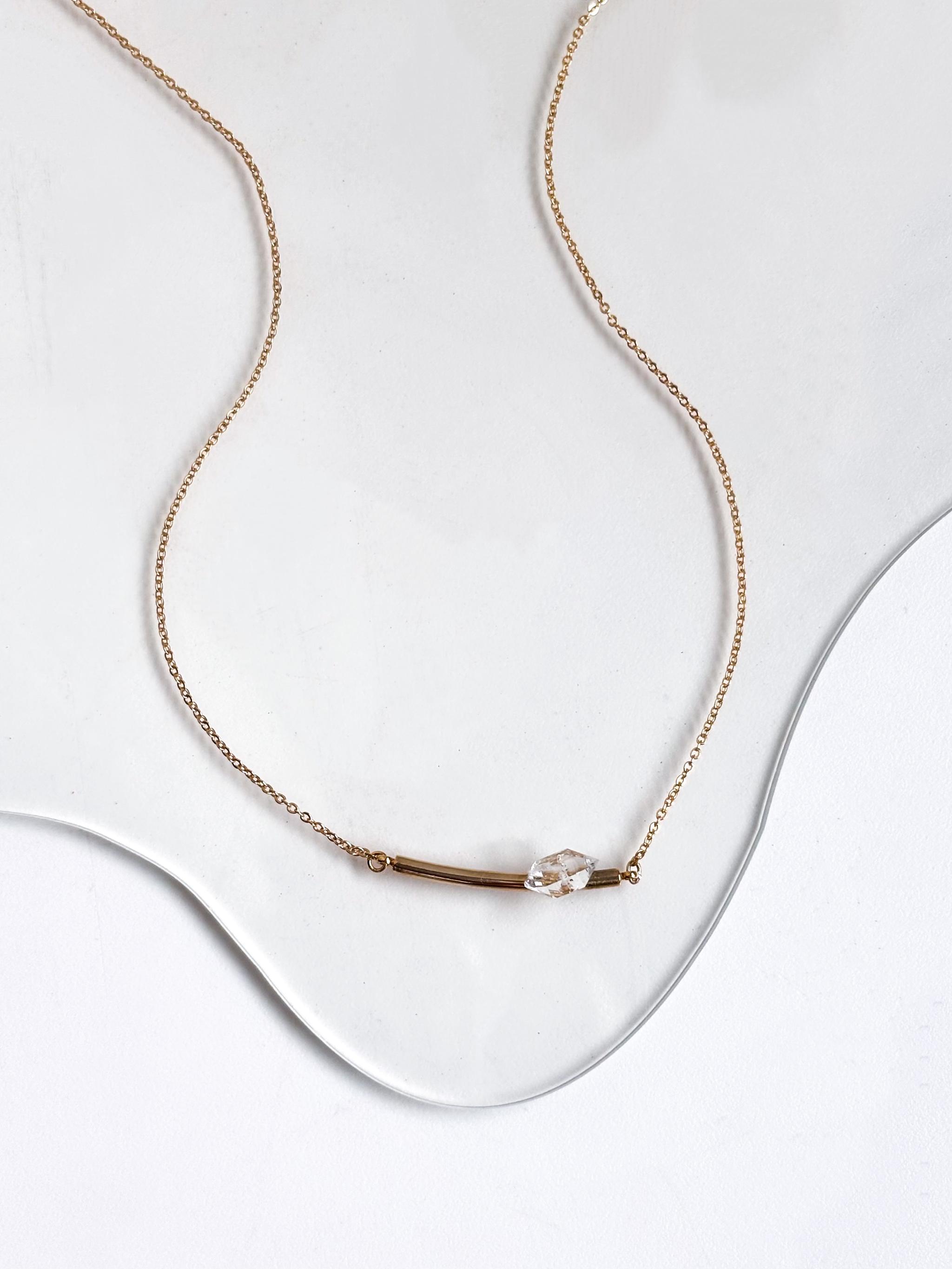 自然の神秘ハーキマーダイヤモンドのバーネックレス | 3枚目