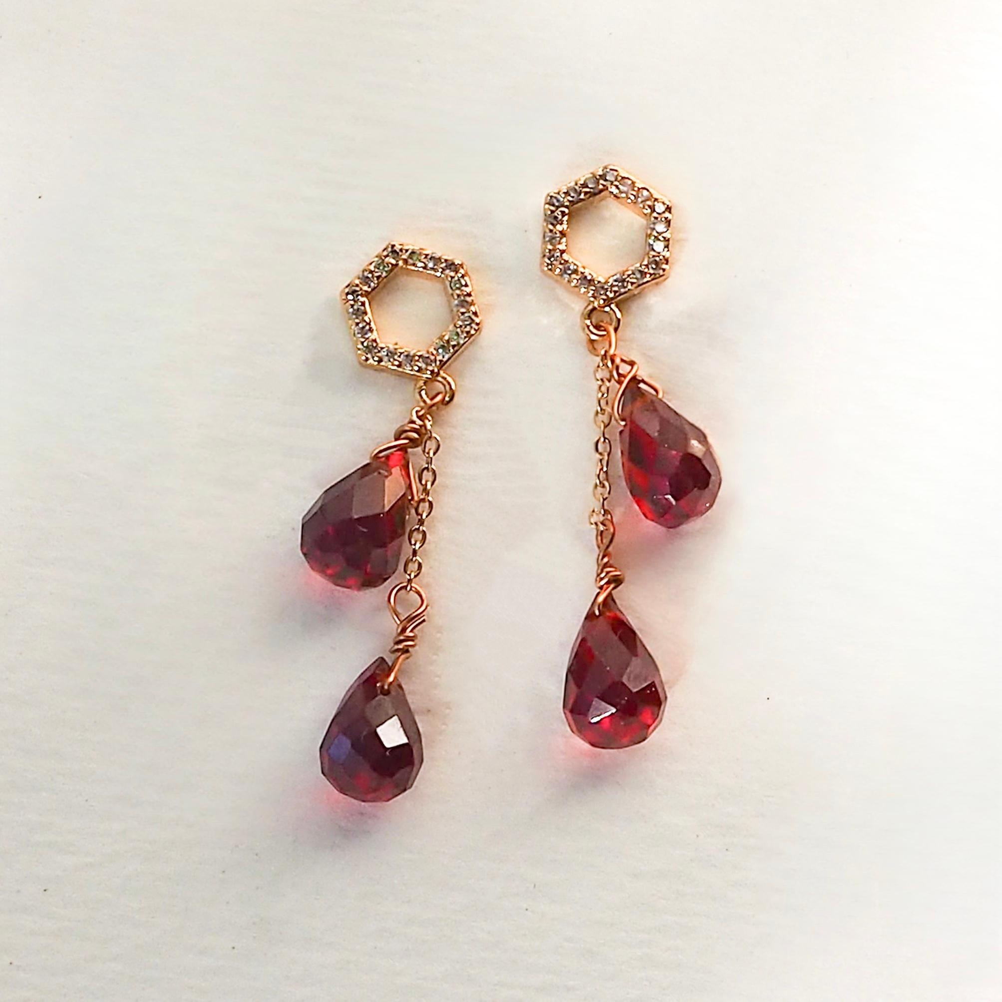 【Holiday collection charm】揺れる赤チャーム ピアス*イヤーカフ用 | 2枚目